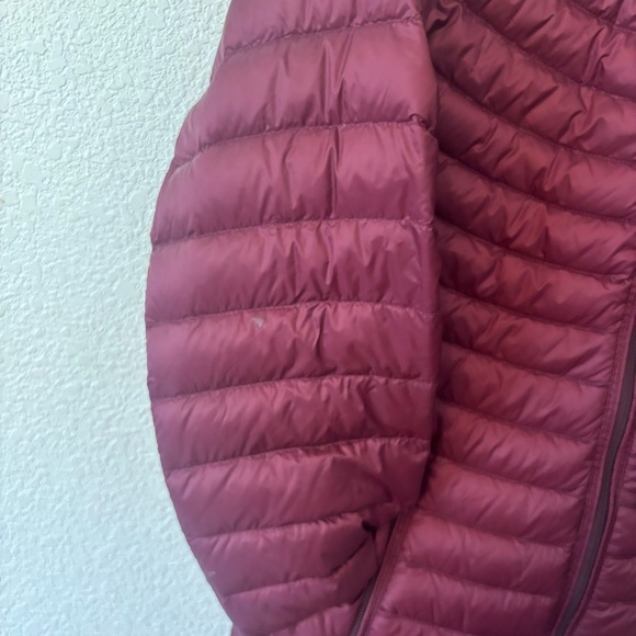32 Degrees Long Ultralight Down Packable Maroon Coat - Picture 3 of 8